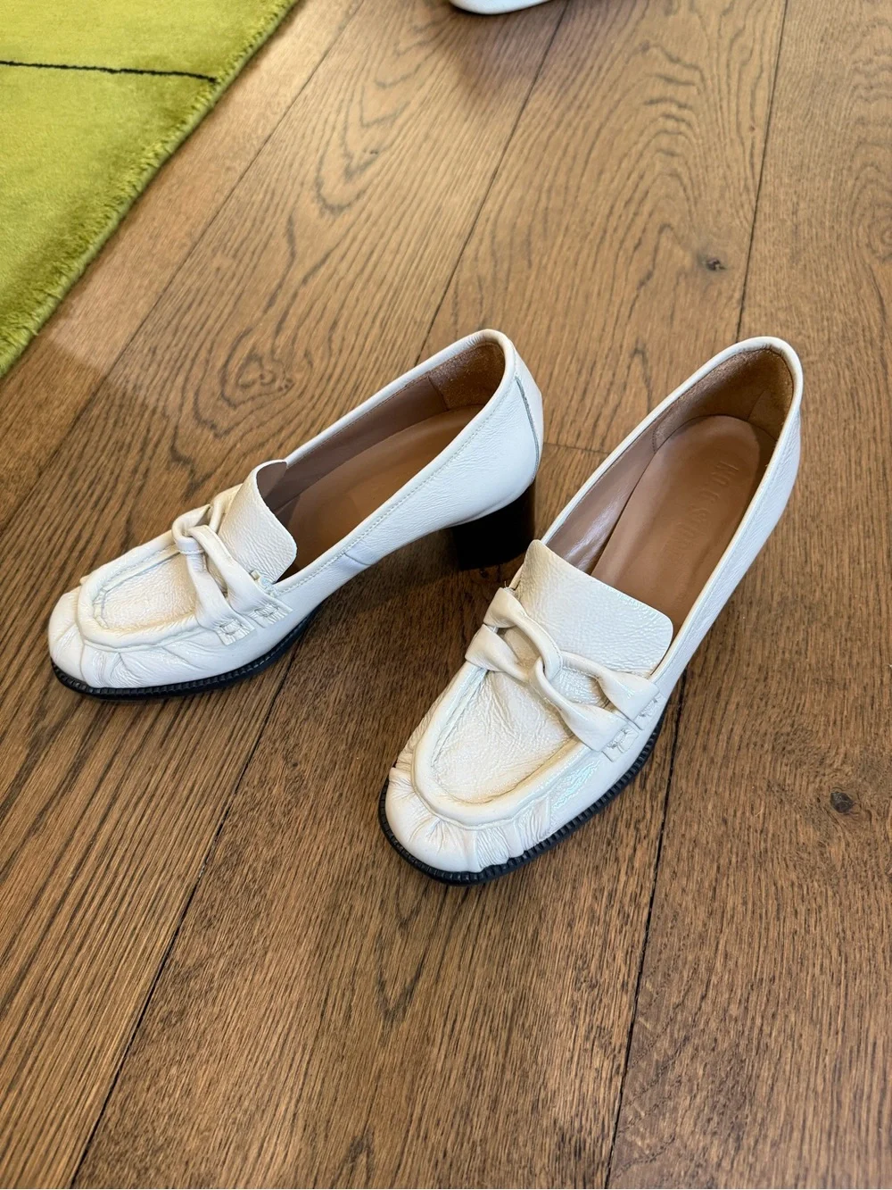 Women's Cream Leather Loafers w/heel